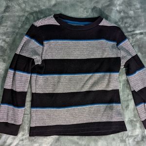 Boys waffle cut grey and navy striped long sleeve tee shirt. Size 8 Old Navy